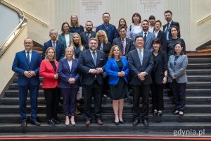 Zdjęcie grupowe delegacji z Kaohsiung i Gdyni 