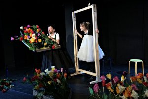 Anna Bochnak-Fryc i Piotr Rogalski podczas próby do spektaklu „Nie płacz i nie ucz się płakać” Teatru Stajnia Pegaza, który będzie można obejrzeć w Teatrze Gdynia Główna 