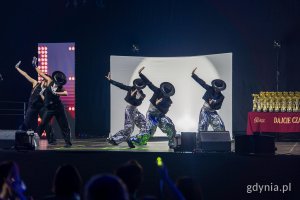 Występ zespołu tanecznego