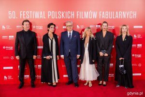 "Vinci 2". Ceremonia czerwonego dywanu poprzedzająca sobotnią galę 50. Festiwalu Polskich Filmów Fabularnych w Gdyni (fot. Karol Stańczak)