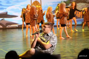 Koncert „Sekrety Zimowego Wiatru” w wykonaniu młodzieży z gdyńskiego MDK'u na scenie Teatru Muzycznego w Gdyni (fot. Katarzyna Balcerzak)