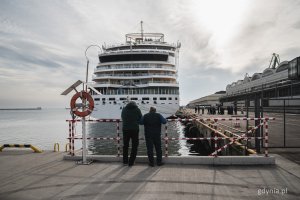 AIDAmar przy nabrzeżu Francuskim w Gdyni (fot. Kamil Złoch)