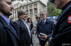 Odsłonięcie tablicy poświęconej oficerom polskiej Marynarki Wojennej 