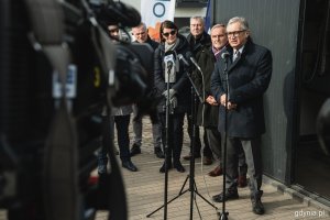 Burmistrz Redy, Krzysztof Krzemiński podczas konferencji inaugurującej połączenie sieci ciepłowniczych, fot. Kamil Złoch