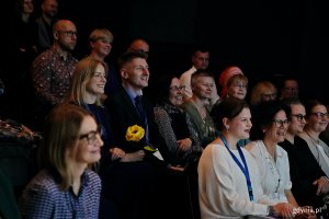 Uczestnicy festiwalu Nordic Talking zgromadzeni w Konsulacie Kultury 