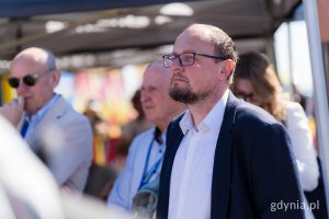 Start 83. Tour de Pologne obserwował m.in. Mariusz Bzdęga &ndash; dyrektor zarządzający ds. kultury i aktywności mieszkańc&oacute;w Urzędu Miasta Gdyni