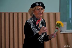 Krystyna Kodymowska – uczestniczka powstania warszawskiego przemawiająca podczas uroczystości z okazji 101. urodzin Krystyny Cembrzyńskiej-Piłat 