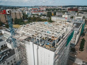 Budowa wyniesionego lądowiska na dachu Szpitala św. Wincentego a Paulo w Gdyni // fot. Marcin Mielewski