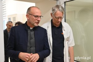 Na zdj. (od lewej): wiceprezydent Michał Guć i dr n. med. Andrzej Płoszyński, kierownik Oddziału Ginekologiczno-Położniczego podczas rozmowy