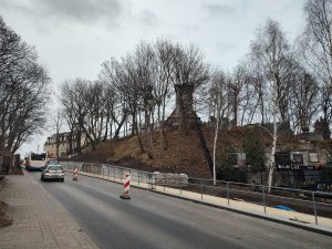 Budowa chodnika wzdłuż ulicy Arciszewskich // fot. Laboratorium Innowacji Społecznych