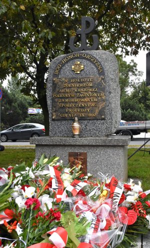 Gdyńskie uroczystości upamiętniające 75. rocznicę Powstania Warszawskego // fot. Magdalena Czernek