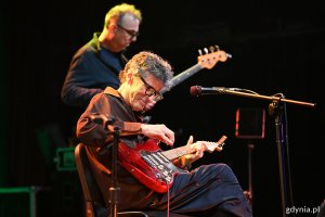 Vinícius Cantuária i Paolo Andriolo podczas koncertu w ramach 20. edycji festiwalu Globaltica 