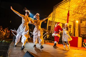 Gdyńskie mikołajki w muszli koncertowej na placu Grunwaldzkim (fot. Kamil Złoch)