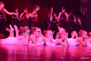 Koncert „Sekrety Zimowego Wiatru” w wykonaniu młodzieży z gdyńskiego MDK'u na scenie Teatru Muzycznego w Gdyni (fot. Katarzyna Balcerzak)