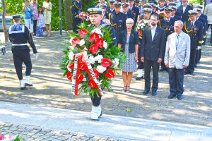 Uroczystości upamiętniające 80. rocznicę wybuchu II wojny światowej na cmentarzu w Redłowie, fot. Michał Puszczewicz