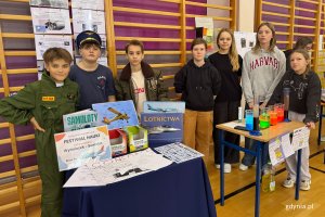 Szkolny Festiwal Nauki w Gdyni w SP 18, na zdjęciu młodzież podczas pokazów dla klas IV-VIII (fot. Katarzyna Balcerzak)