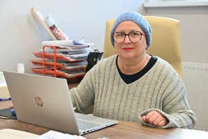 Marzanna Mr&oacute;z &ndash; dyrektorka Poradni Psychologiczno-Pedagogicznej nr 2 jest jednym z pedagog&oacute;w wyr&oacute;żnionych przez ministrę edukacji Barbarę Nowacką z okazji Dnia Edukacji Narodowej 