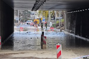 Awaria wodociągowa na ulicy Podjazd, fot. Michał Kowalski