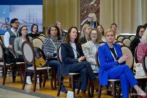 Uczestnicy 3. Konwencji Kobiet Branży Morskiej zgromadzeni w auli Uniwersytetu Morskiego w Gdyni 