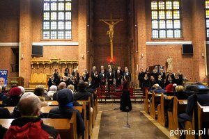 Jubileuszowy koncert Chóru Mieszanego „Symfonia” w kościele o. franciszkanów w Gdyni
