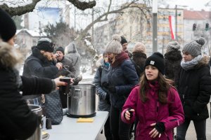 Urodzinowy toast gorącą czekoladą // fot. Karol Stańczak