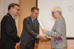 Wręczenie wyróżnienia w rankingu „Aktywizacja sportowa dzieci i młodzieży”, fot. Ireneusz Rek