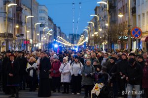 Gdyńska Droga Krzyżowa przeszła ulicami miasta 