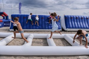 Festyn „Pożegnanie wakacji” na plaży miejskiej w Gdyni // fot. Dawid Linkowski