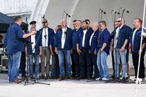 Występ chóru "Zawisza Czarny" fot. Michał Puszczewicz