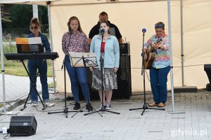 ludzie na scenie