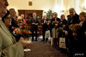 Medale wręczył prezydent Gdyni Wojciech Szczurek / fot. Paweł Kukla