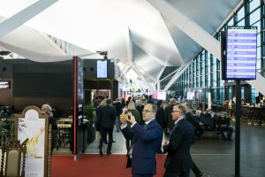 Nowe sklepy i restauracje na lotnisku w Gdańsku // fot. Karol Stańczak