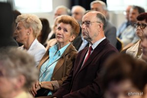 Uroczystość wręczenia odznak honorowych w Sali Koncertowej Portu Gdynia w ramach gdyńskich obchodów 45. rocznicy zakończenia strajków i podpisania porozumień sierpniowych (fot. Michał Puszczewicz)