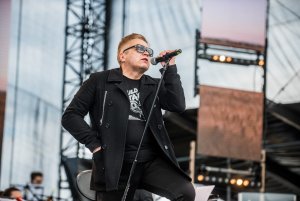 Koncert upamiętniający 30.rocznicę wizyty Jana Pawła II w Gdyni.Na zdjęciu Muniek Staszczyk. //fot. Dawid Linkowski