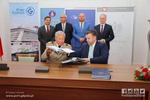 248 mln na rozwój gdyńskiego portu // fot. Tadeusz Urbaniak