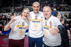 Mistrzynie Polski - radość po zdobyciu tytułu (fot. mat. prasowe VBW Gdynia/FB)