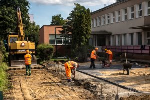 Prace na osiedlu ZOH trwają od marca // fot. Aleksander Trafas