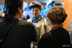 Na zdjęciu stoi m.in. radna Gdyni Teresa Bysewska