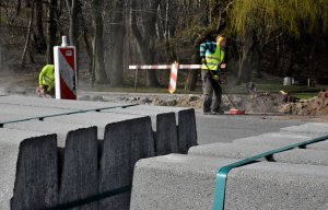 Wraz z początkiem wiosny Zarząd Dróg i Zieleni rozpoczął prace remontowe i naprawcze, fot. Kamil Złoch