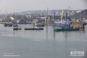 Rozbiórka nabrzeża Gdyńskiego - poszerzenie obrotnicy // fot. Tadeusz Urbaniak 
