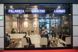 Nowe sklepy i restauracje na lotnisku w Gdańsku // fot. Karol Stańczak