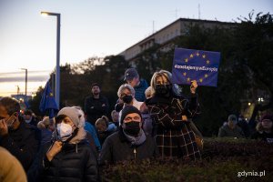 Wiec "Gdynia zostaje w Unii Europejskiej" na skwerze Kościuszki. Fot. Przemysław Kozłowski