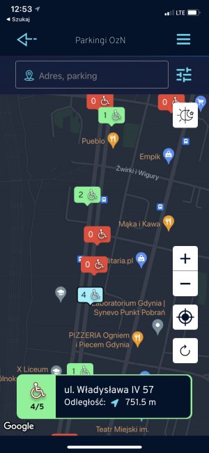 Mapa z zaznaczonymi miejscami parkingowymi. Zrzut ekranu z aplikacji gdynia.pl. 
