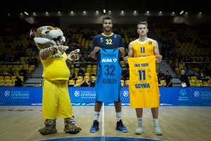 Gdyński OneTeam wystąpił w przerwie meczu EuroCup między Asseco Arką i Albą Berlin, fot. Mariusz Mazurczak