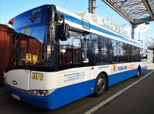 Trolejbusy przypominają o 1% dla gdyńskich organizacji // fot. Danuta Kantrzonka
