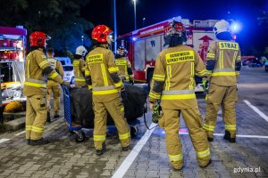 Strażacy z OSP na ćwiczeniach przy Rivierze