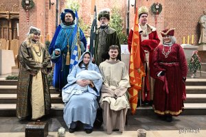 Trzej Kr&oacute;lowie ze Świętą Rodziną