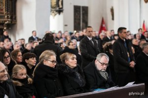 Rodzina zmarłego prezydenta Gdańska Pawła Adamowicza: żona Magdalena Adamowicz, córki - Antonina i Teresa Adamowicz oraz brat Piotr Adamowicz // fot. Karol Stańczak