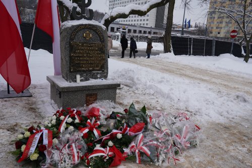 14 lutego przypada Narodowy Dzień Pamięci Żołnierzy Armii Krajowej. W Gdyni ten dzień uczczono pod pomnikiem Armii Krajowej (Fot. Dorota Patzer)