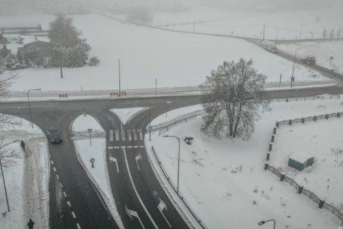 Skrzyżowanie ulic: Chwarznieńska-Wiczlińska, po prawej stronie ul. bpa. Pelczara (fot. Marcin Mielewski, Zarząd Dróg Miejskich)